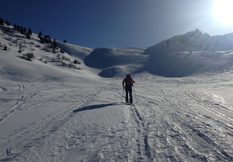 Beaufortain : sortie ski de rando à la Montagne d’Outray (2346m) depuis les Granges